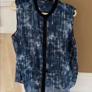 Tahari never worn sleeveless xl top